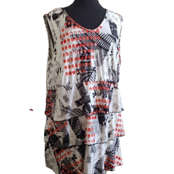 Plus size long frilled top sleeveless V neck - Picture 3 of 7